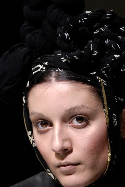 Look 19